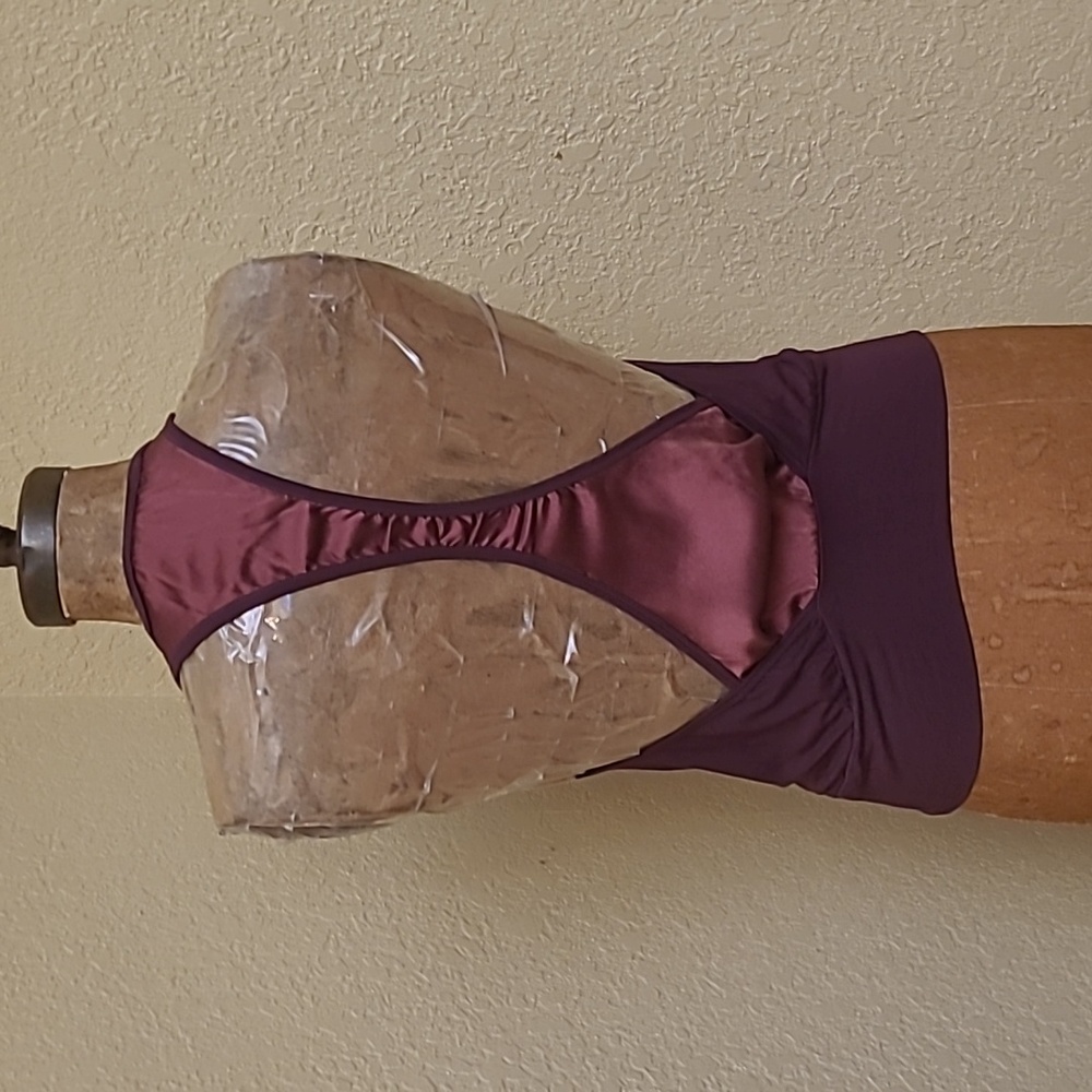 Young Fabulous & Burgundy Halter Tank Top Size M